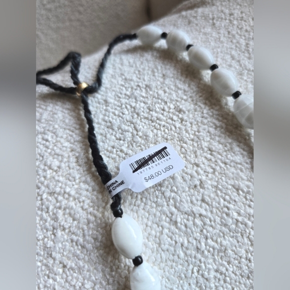 Ariana Ost (Free People), Easy Does It Pearl Strand Necklace, Black/White -NEW! - Picture 7 of 7